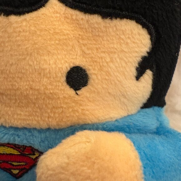 DC Justice League Superman Clip on Square Plush Keychain 2017 (SKU: 282TO) - Picture 5 of 6